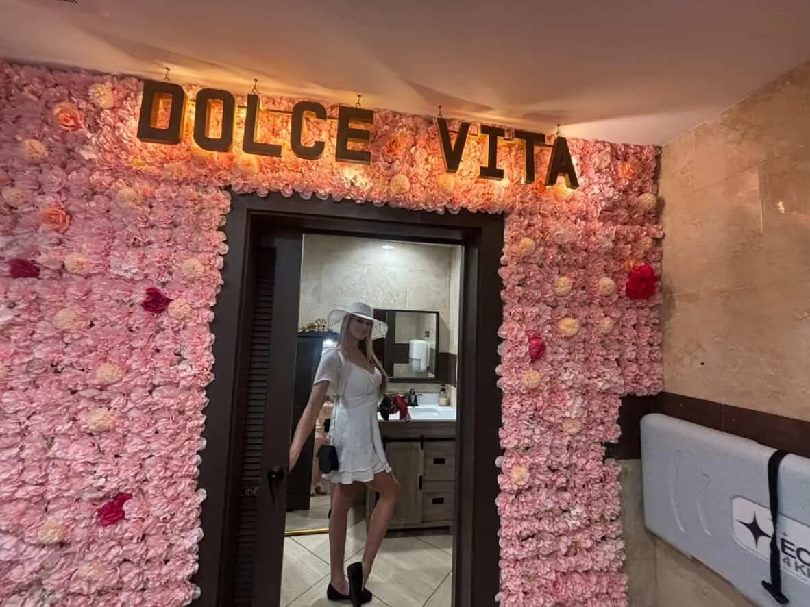 Dolce Vita Modern Italian — flower entrance